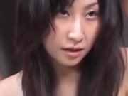 Atriz japonesa goza na boca depois de sexo oral