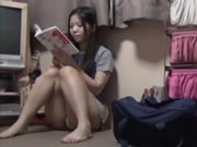 Japão menina pura dedos sua buceta